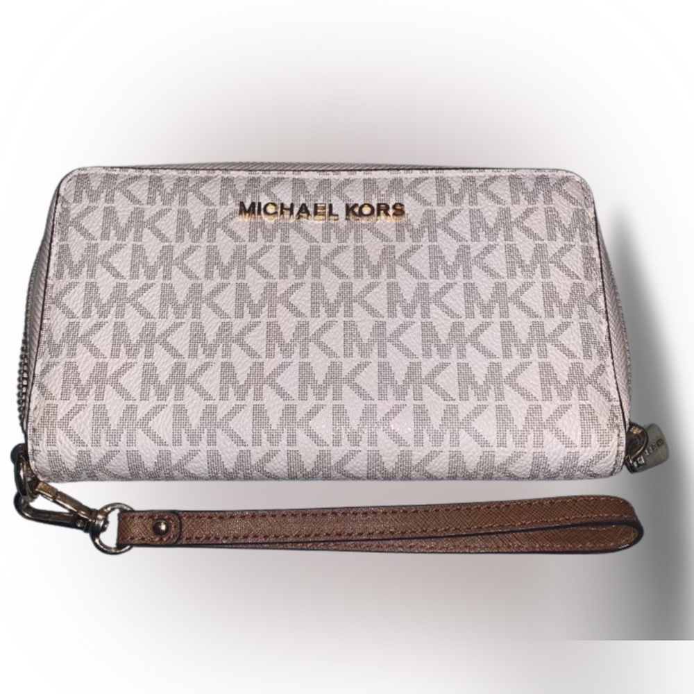 Michael Kors Cream Tan Leather Wallet 👛